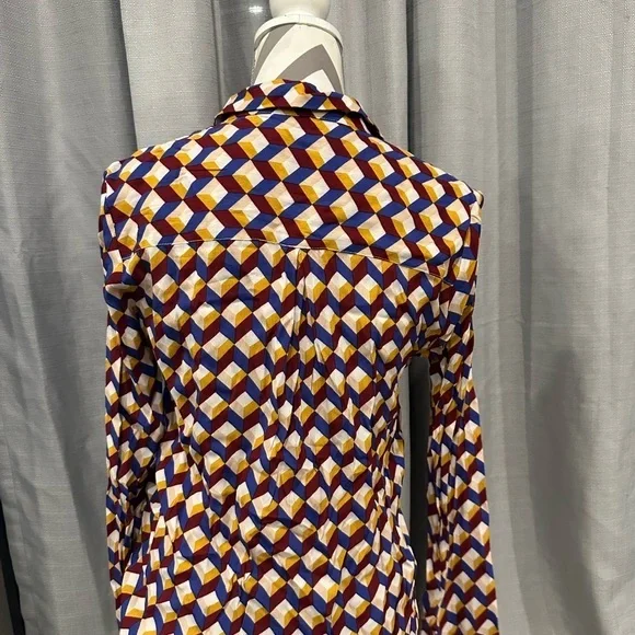 Forever 21 button down‎ - Picture 4 of 6